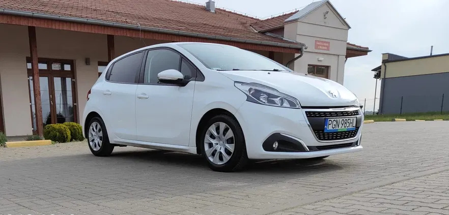 gniezno Peugeot 208 cena 28900 przebieg: 92912, rok produkcji 2015 z Gniezno